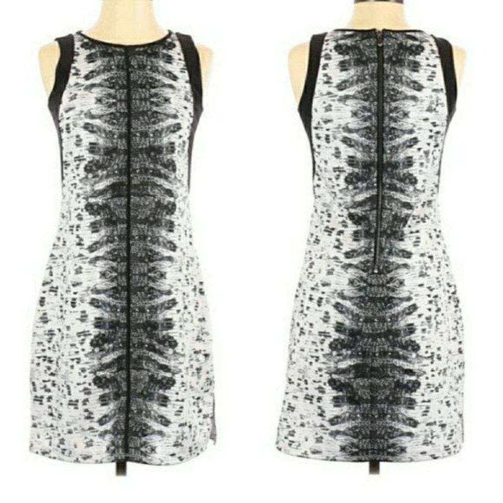Reed Abstract Animal Edgy Sleeveless Scoop Neck‎ Scuba Mini Dress White Sz XS